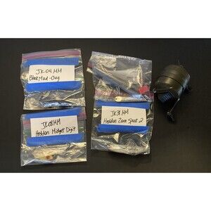 Zebco  404 Precision Die Cast Alloy Gears Casting Reel w/ Vintage Lot of Lures